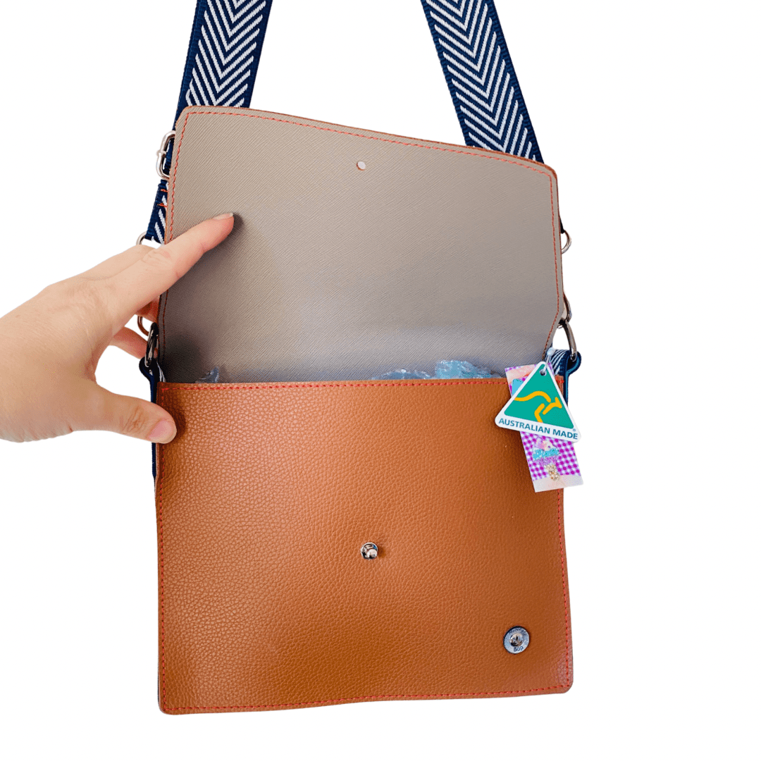 ALLY Leather Crossbody bag - Midi - Camel Navy Chevron