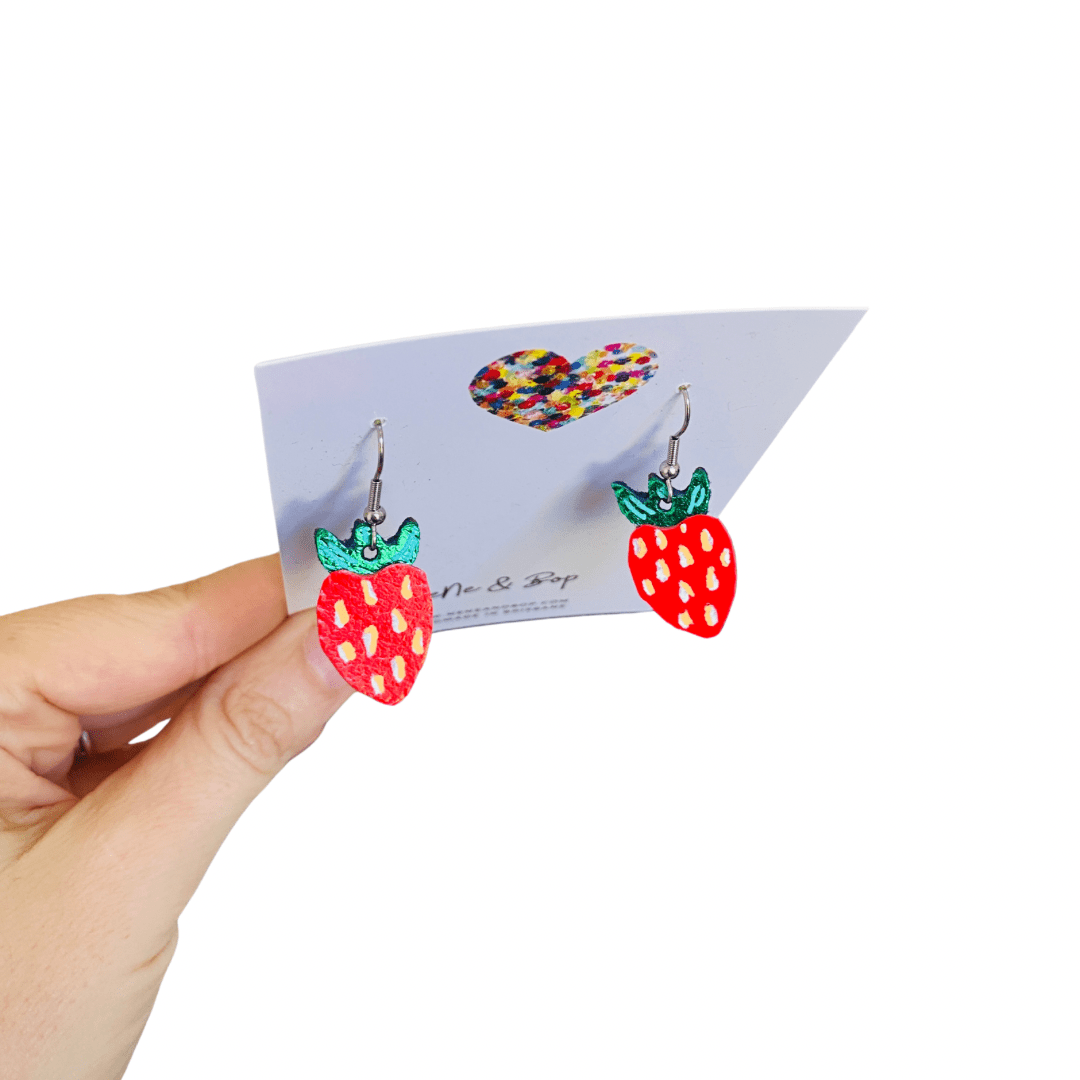 Mini Earrings - Strawberries