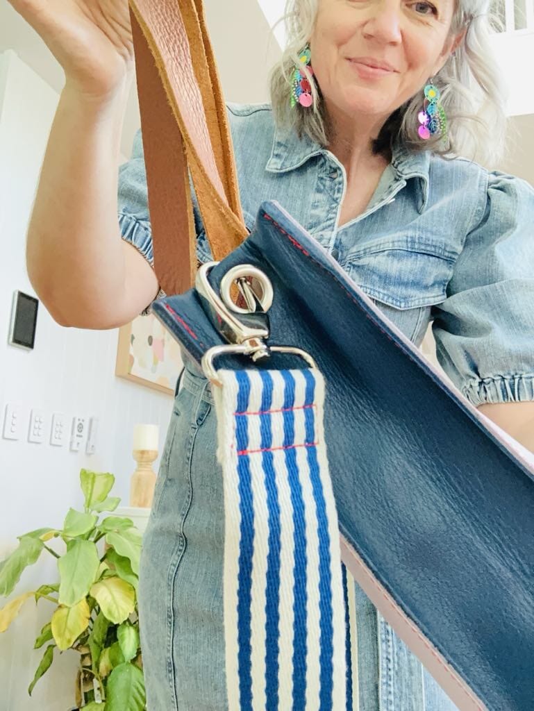 The Everyday Leather Tote & Crossbody Lavender/Blue