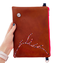 Load image into Gallery viewer, Tan Yarra River - Leather Purse Plus+