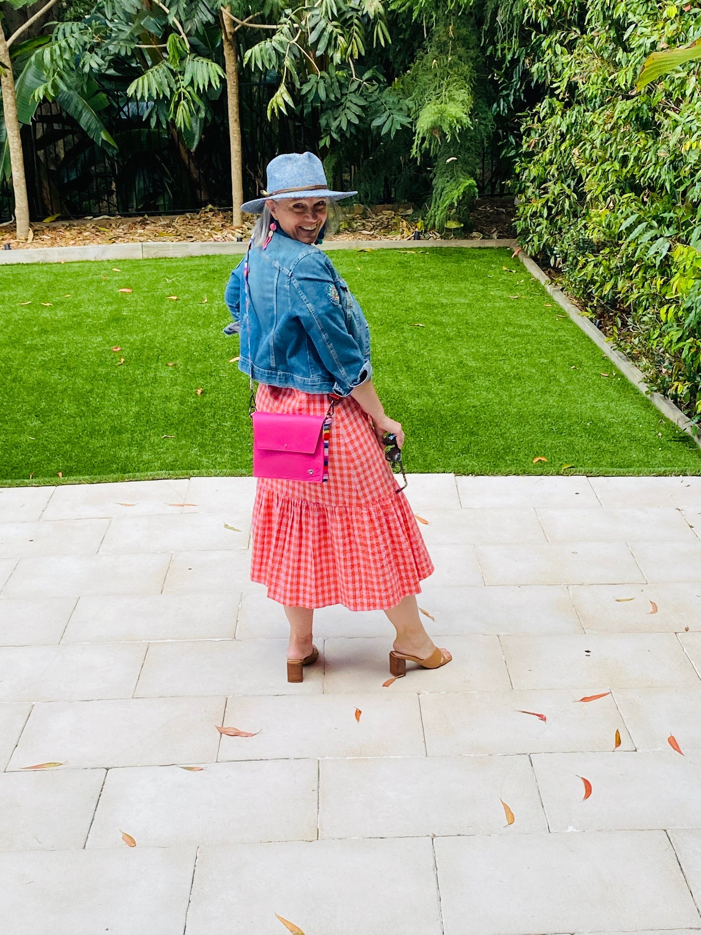 ALLY Leather Crossbody bag - Midi - Hot Pink/Rainbow