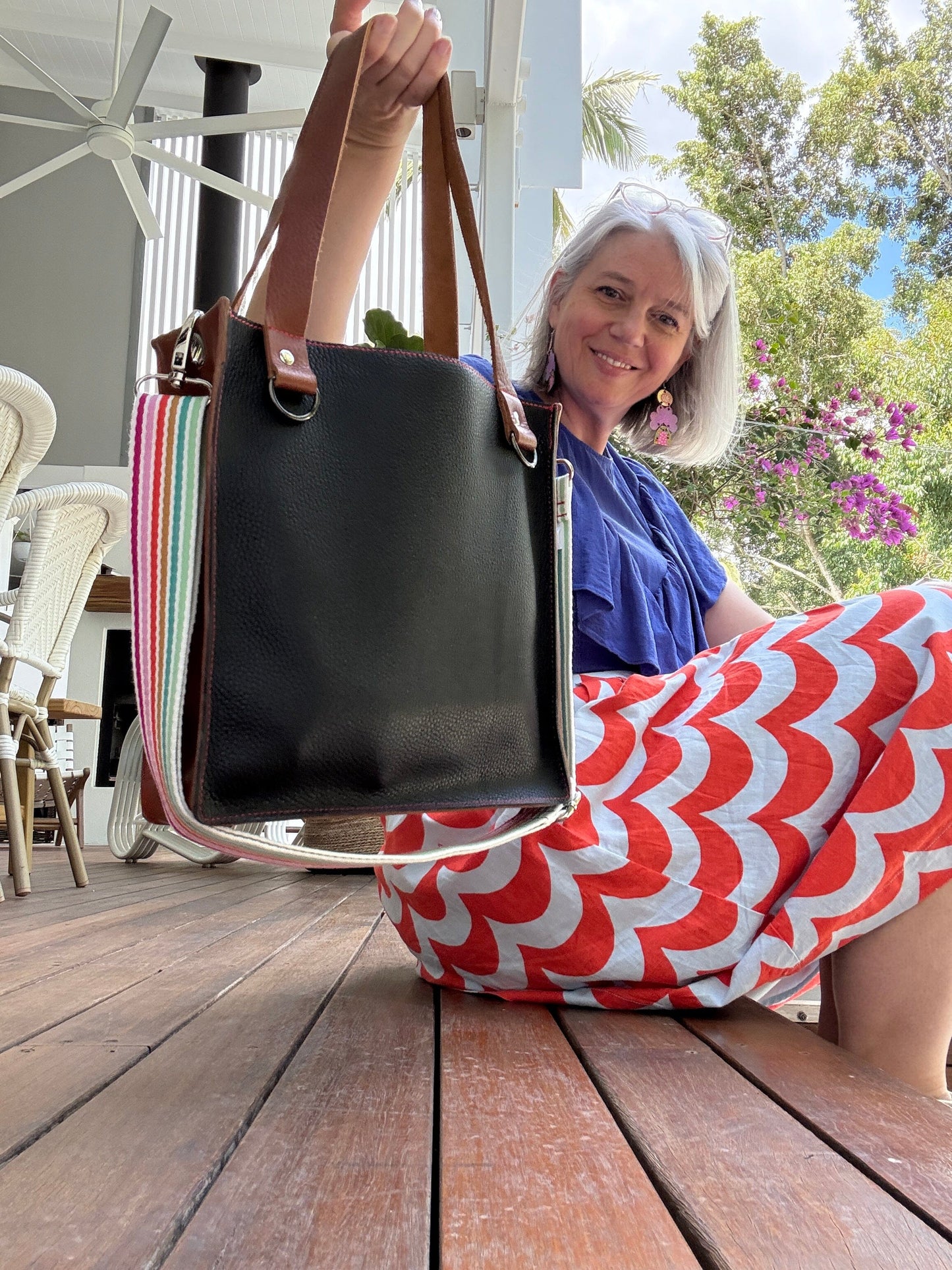 The Everyday Leather Tote - Pebble Black/Tan