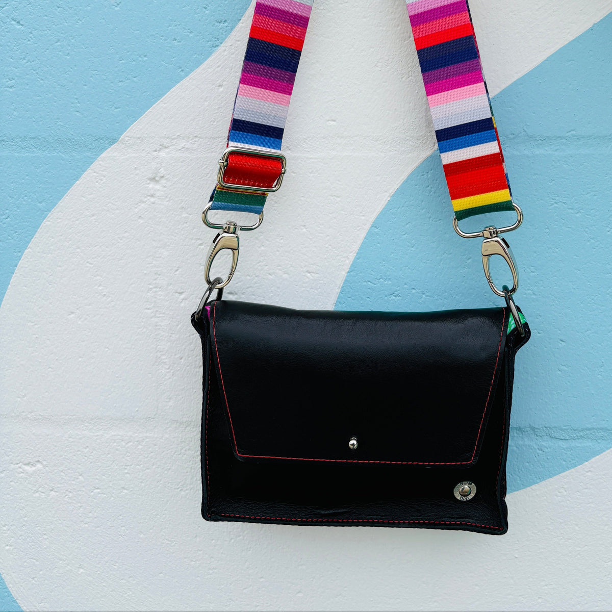 ALLY Mini - 4 in 1 Leather Bag - Black/Rainbow Apples