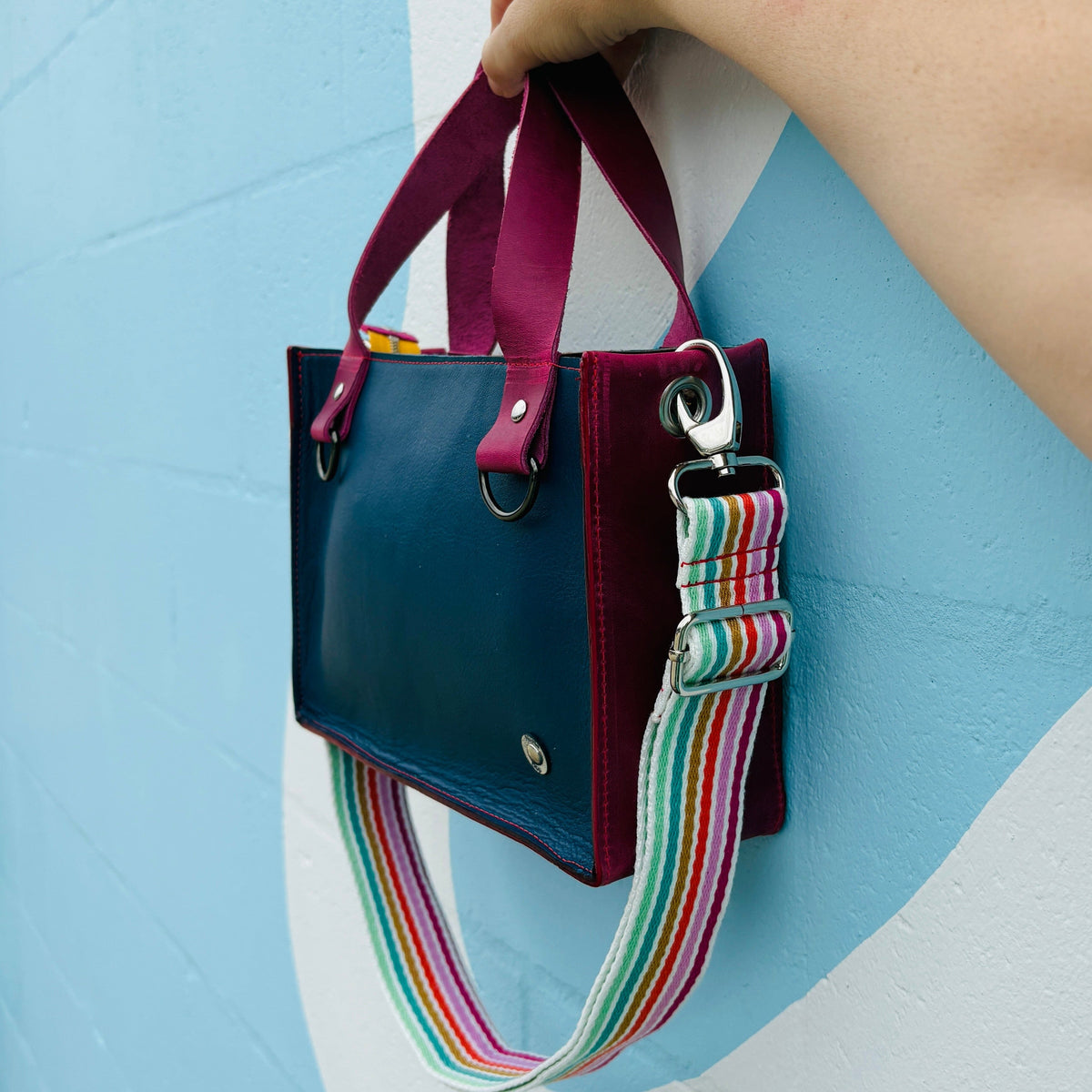 Little Sister Zipper Leather Tote - Navy/Crazy Horse Pink