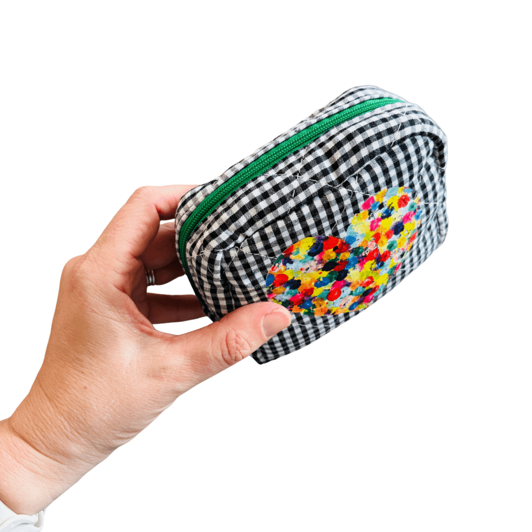 Black Gingham Heart - Zippy Pouch