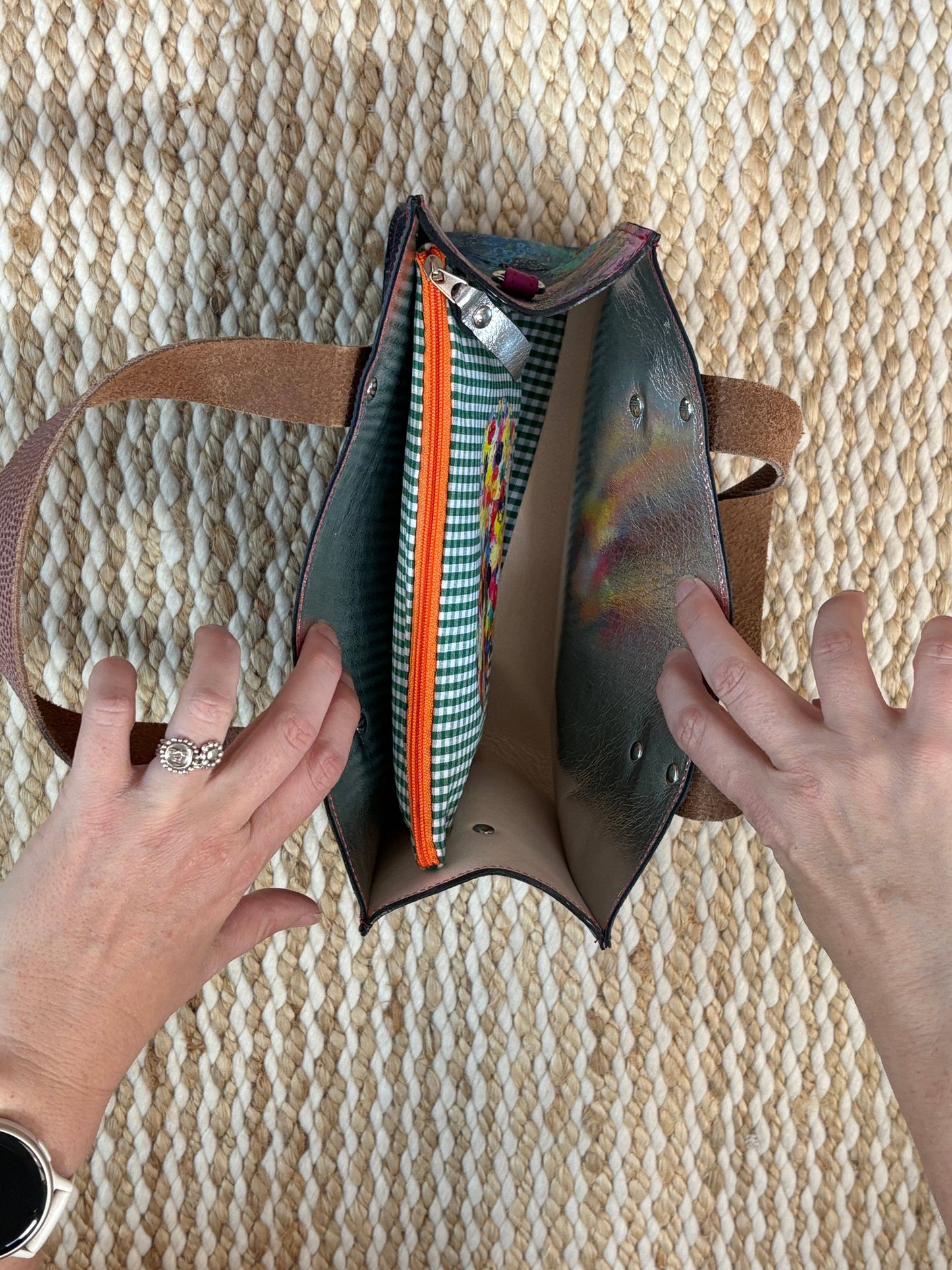 Black Micro Leather Tote - Flower motifs