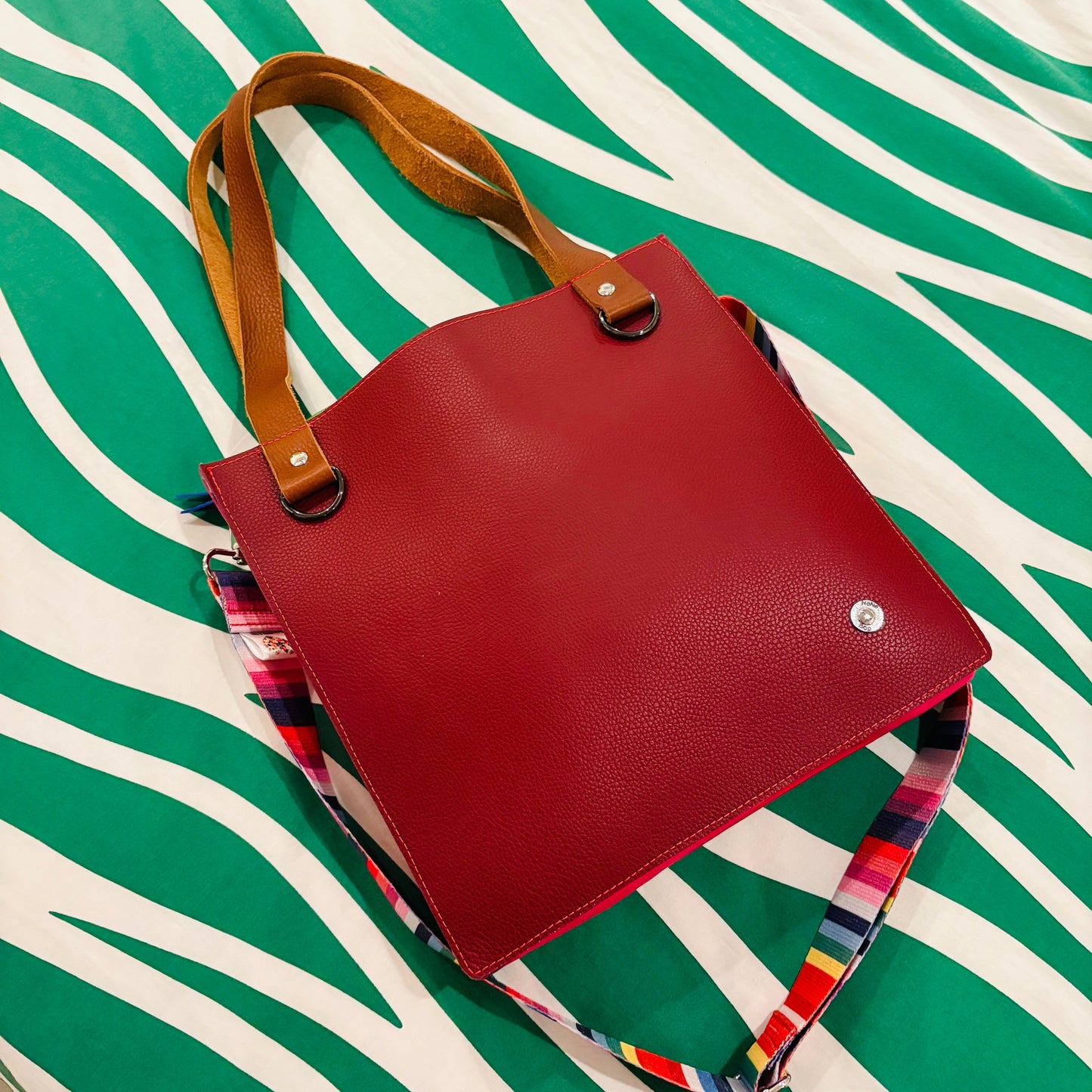 The Everyday Leather Tote - Wine/Pink