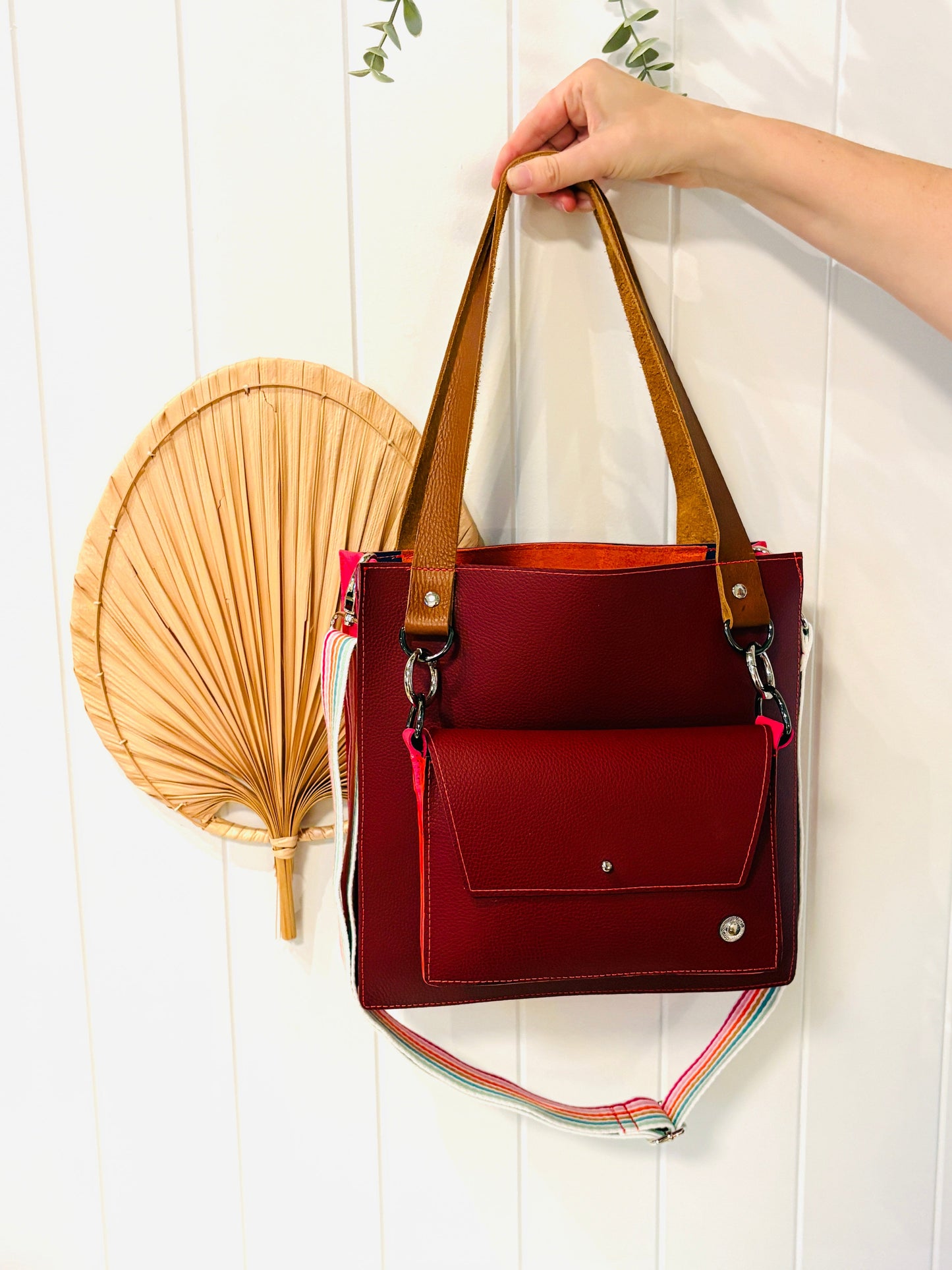 The Everyday Leather Tote - Wine/Pink