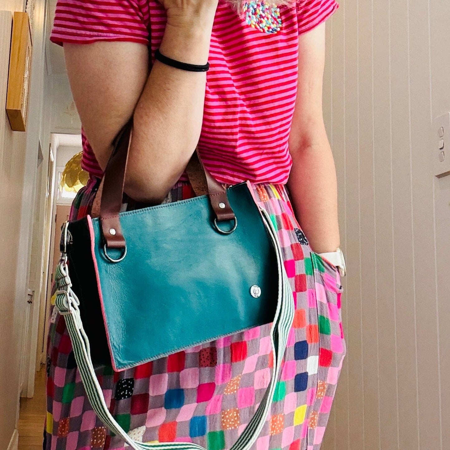 Little Sister Zipper Leather Tote - Green/Blush