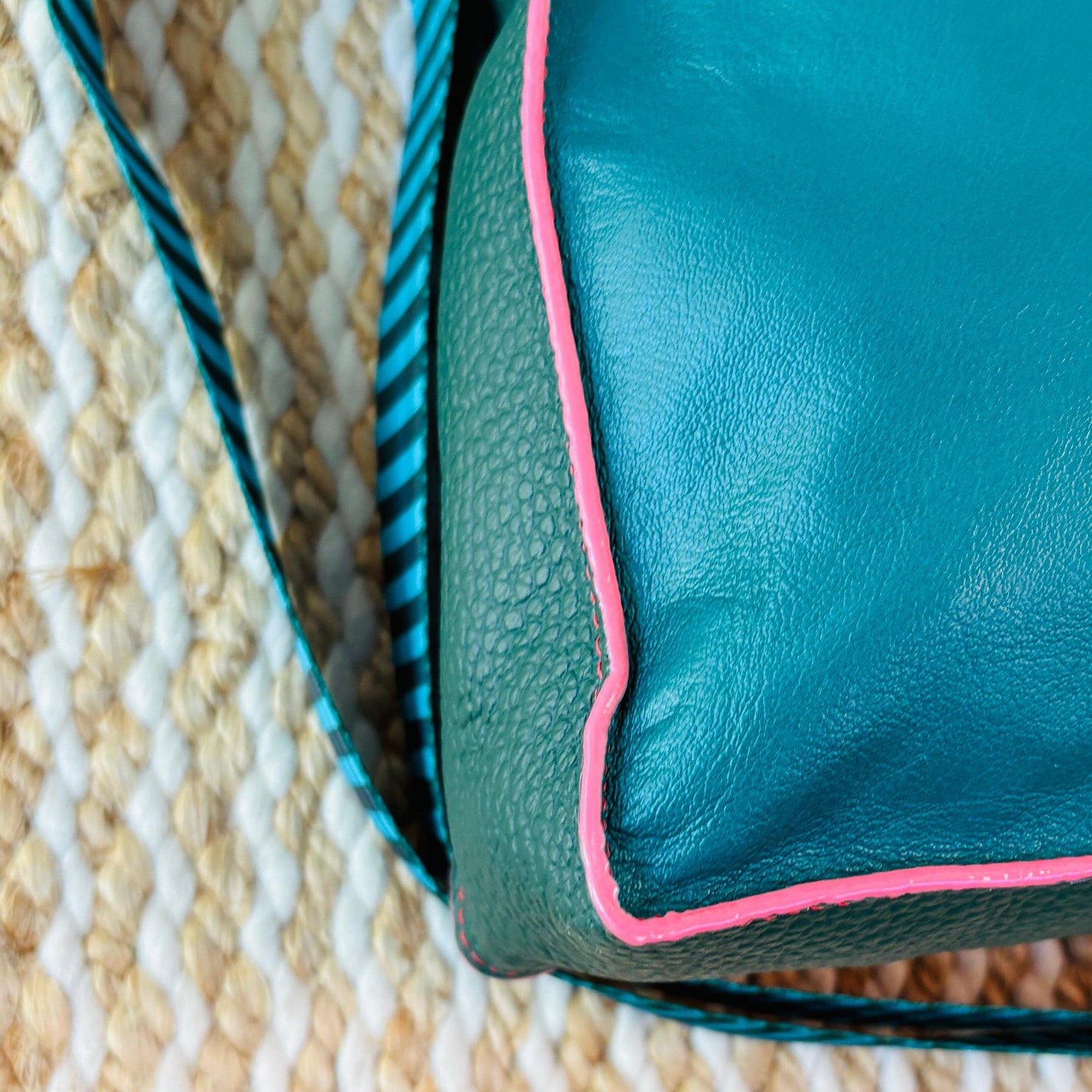 Little Sister Zipper Leather Tote - Green/Blush