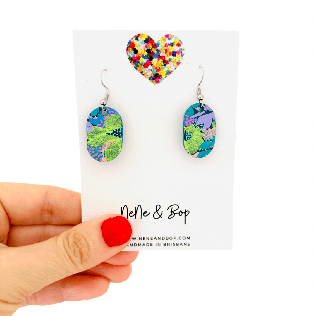 Floral painted Pebble Drop