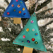 Load image into Gallery viewer, Christmas tree - Gold